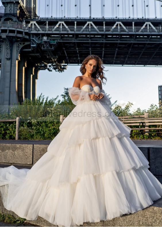 Sweetheart Ivory Dramatic Layered Wedding Dress Ball Gown